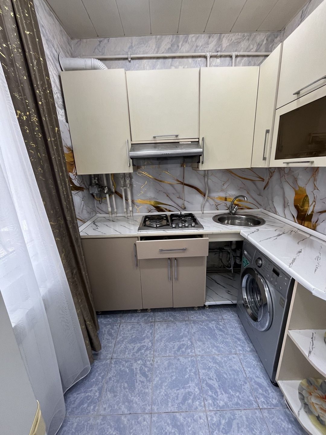 Satılır 2 otaqlı köhnə tikili 58 m² — Mənzil, Bakı (7)