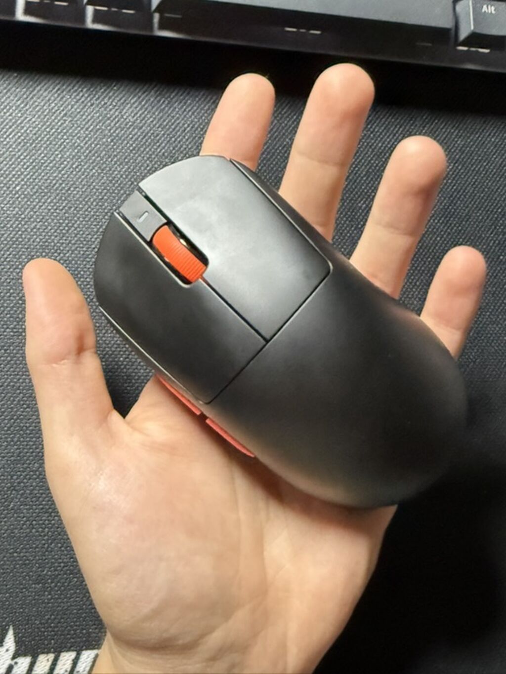 Red Square A9X simsiz oyun maus Satılır Red Square x ATK A9 X Black — Klaviaturalar və siçanlar, Masazır (2)
