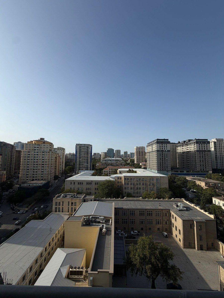 Satılır 4 otaqlı yeni tikili 200 m² — Mənzil, Bakı (4)