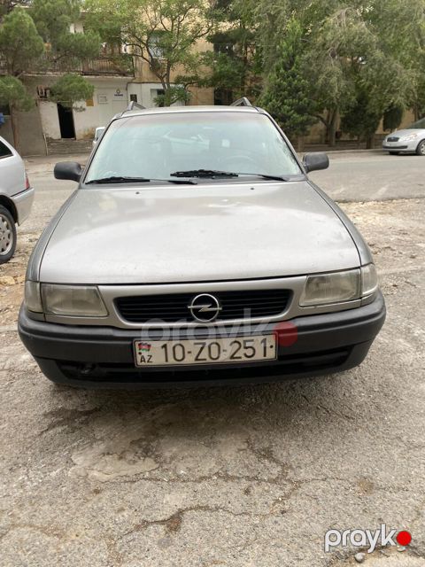 Opel Astra, 1995 il