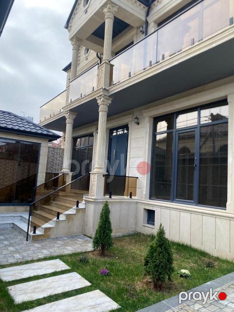 Satılır 5 otaqlı həyət evi/bağ evi 255 m²