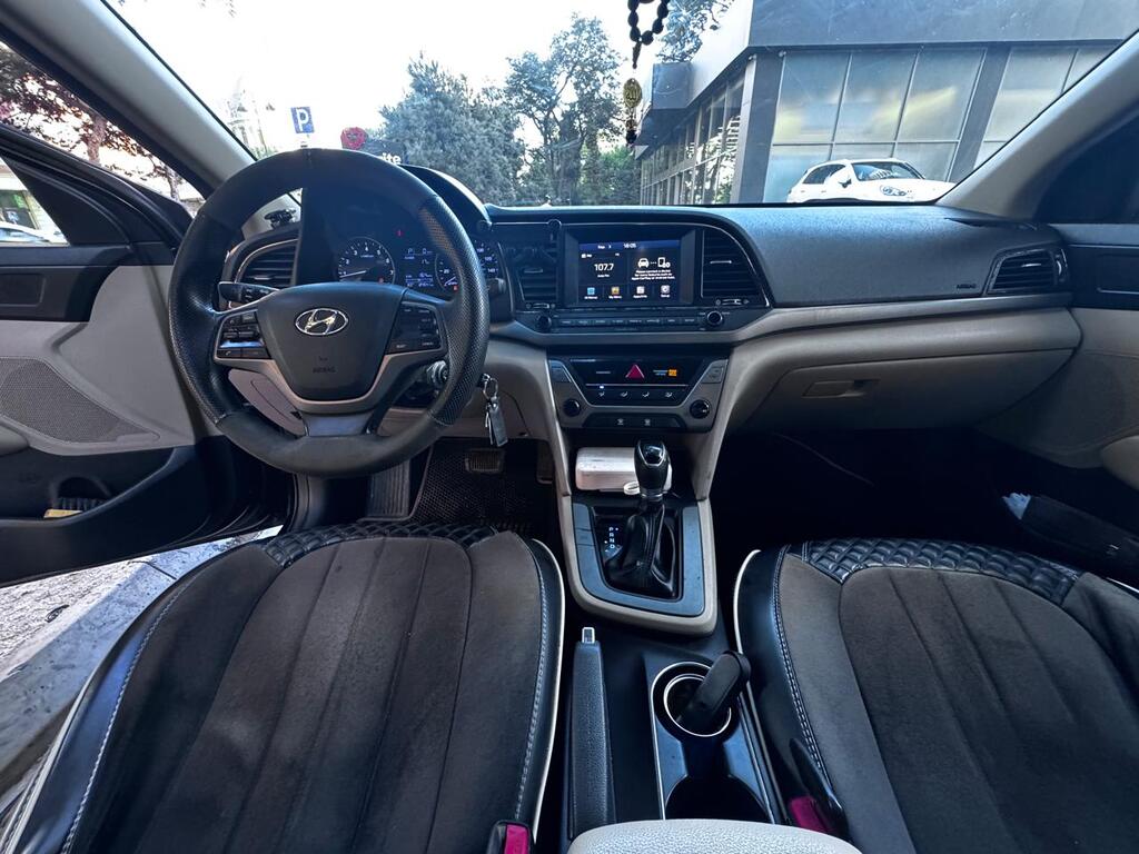 Hyundai Elantra, 2.0 L, 2017 il, 200 000 km — Avtomobillər, Bakı (6)
