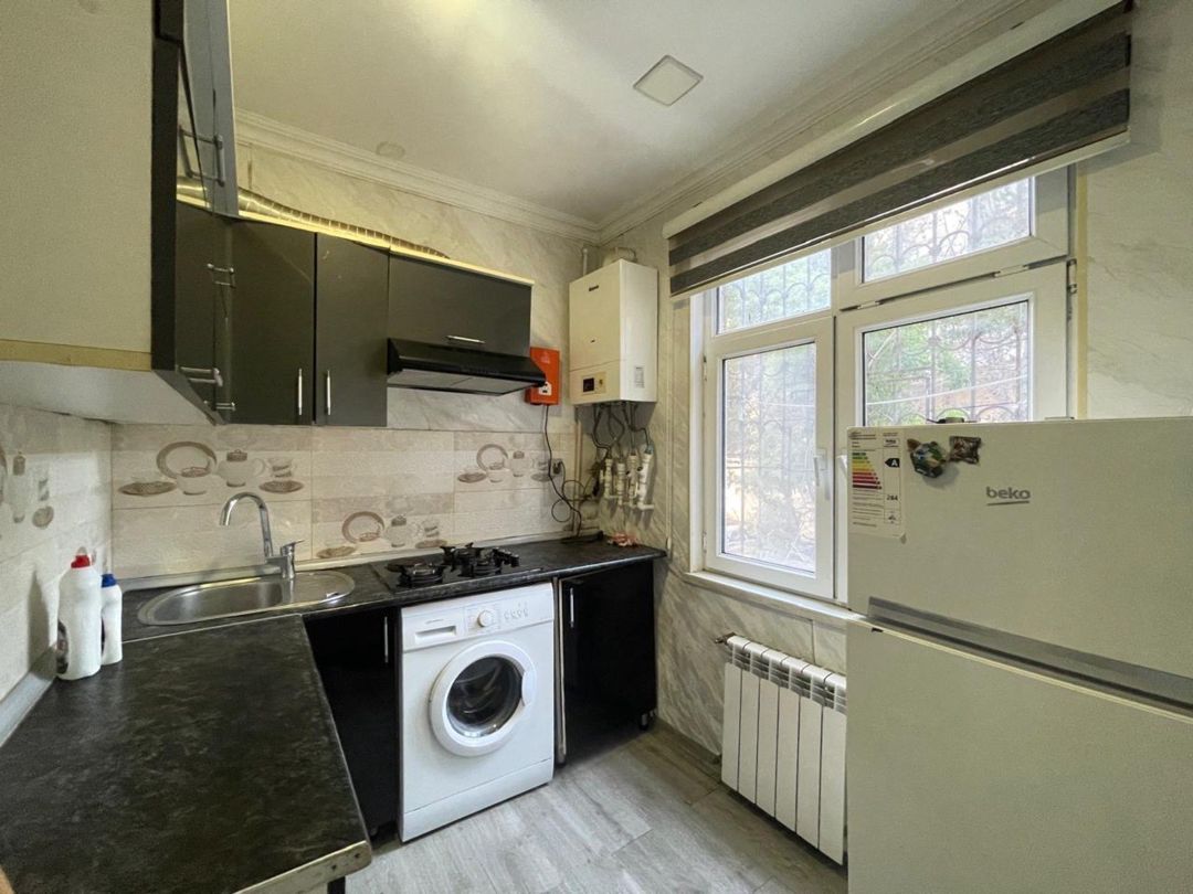 İcarəyə verilir 2 otaqlı köhnə tikili 50 m² — Mənzil, Bakı (7)