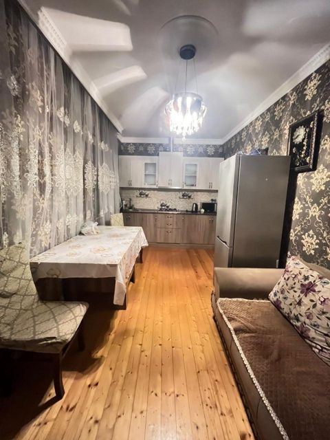 İcarəyə verilir 4 otaqlı həyət evi/bağ evi 150 m² — Bakı