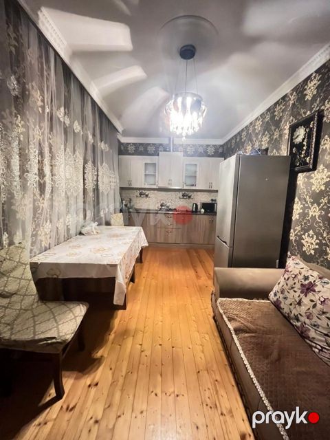 İcarəyə verilir 4 otaqlı həyət evi/bağ evi 150 m²