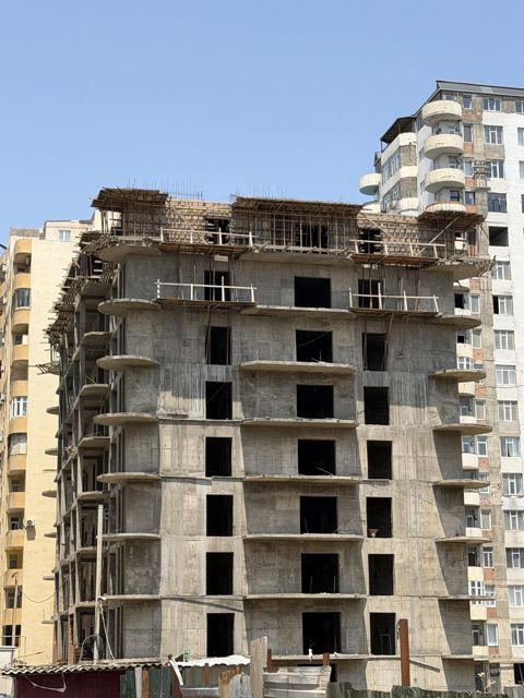 Satılır 3 otaqlı yeni tikili 140 m² — Bakı