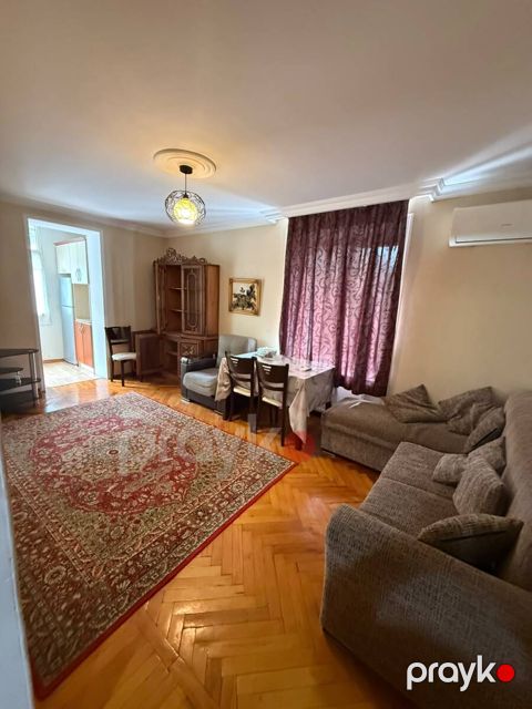 İcarəyə verilir 1 otaqlı köhnə tikili 40 m²