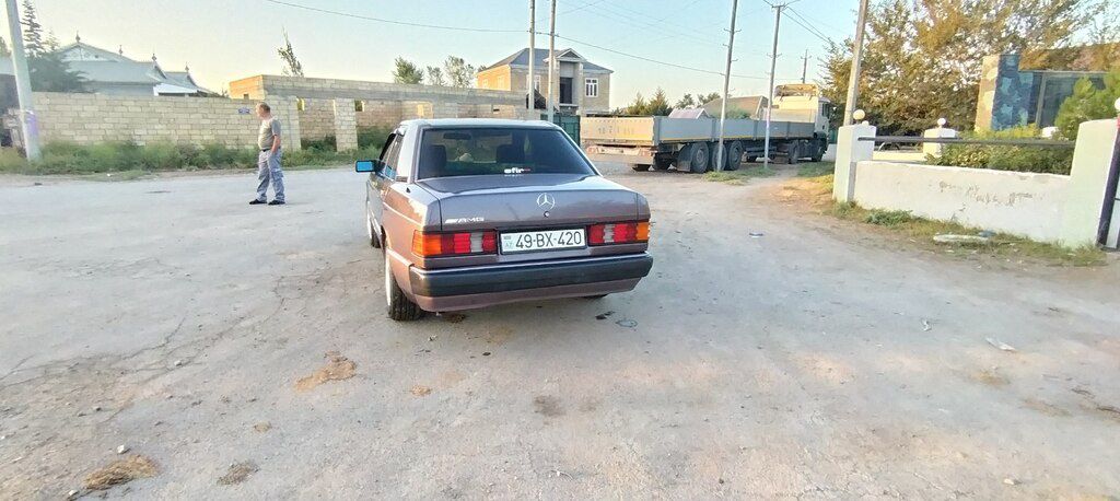 Mercedes 190, 2.0 L, 1991 il, 350 000 km — Avtomobillər, Saatlı (8)