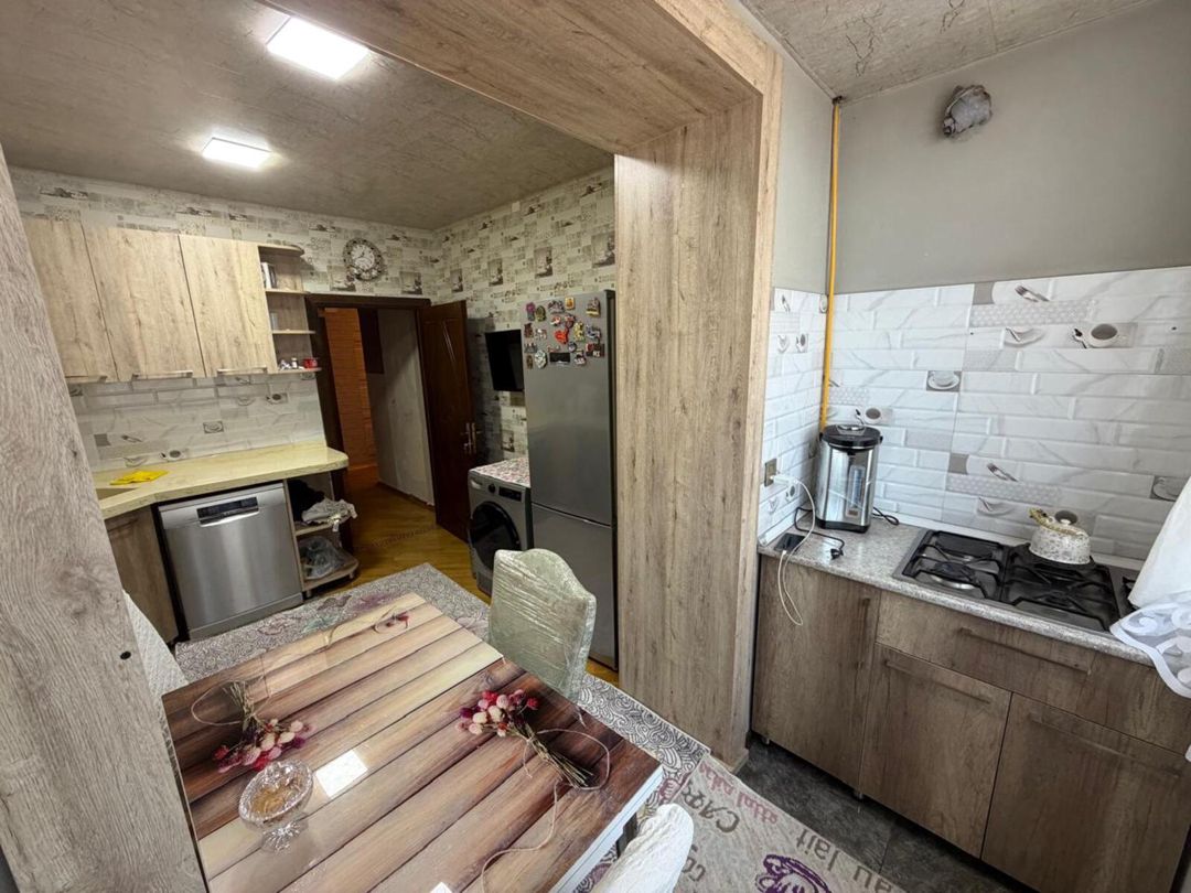 Satılır 4 otaqlı köhnə tikili 110 m² — Mənzil, Bakı (12)