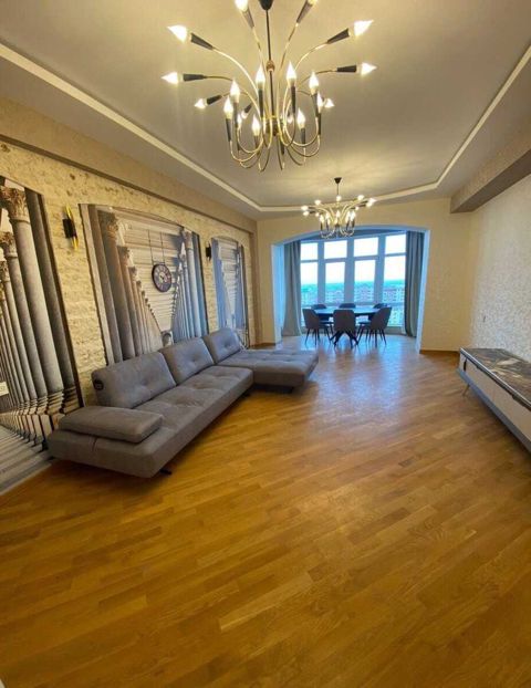 İcarəyə verilir 3 otaqlı yeni tikili 160 m² — Bakı