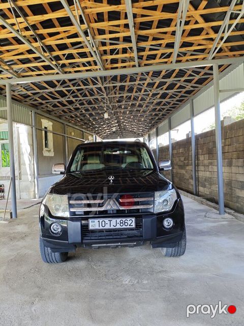 Mitsubishi Pajero, 3.0 L, 2008 il, 188 000 km