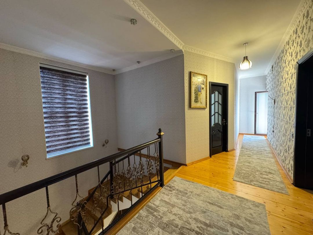 Satılır 5 otaqlı həyət evi/bağ evi 240 m² — Ev, villa, Bakı (10)