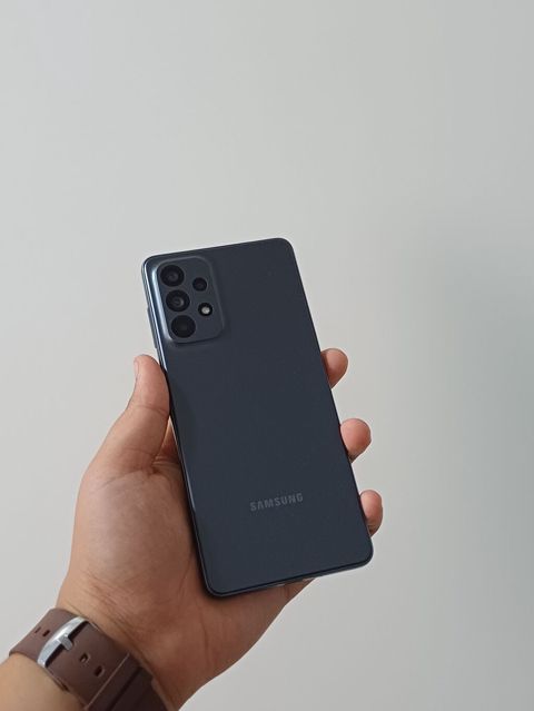Samsung Galaxy A73 5G, 128 GB, rəng - Qara, Zəmanət, Barmaq izi, Simsiz şarj — Bakı