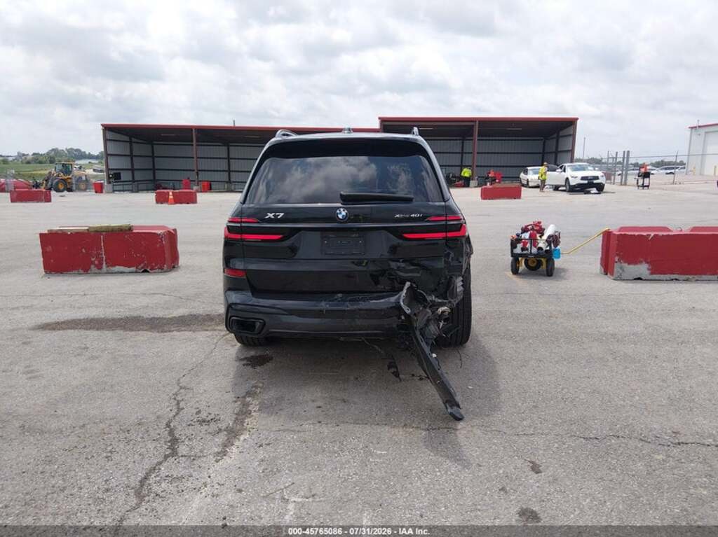 BMW X7, 3.0 L, 2025 il, 26 986 km — Avtomobillər (6)