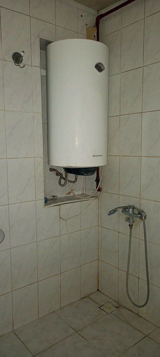 İcarəyə verilir 4 otaqlı köhnə tikili 90 m² — Mənzil, Bakı (11)