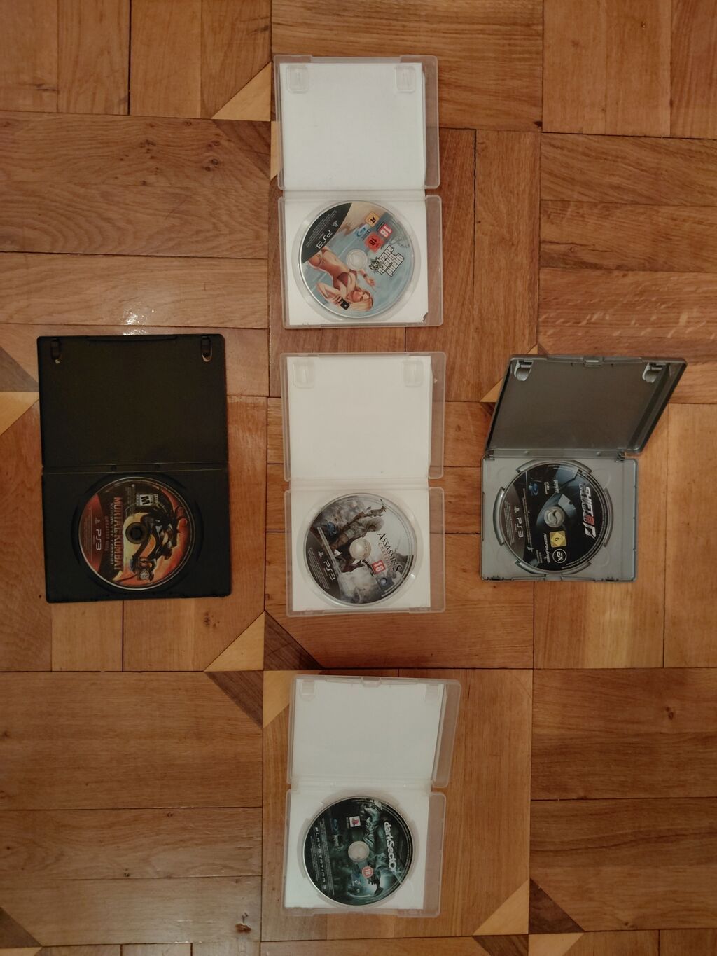 PS3 oyun diskləri dəsti heresi 5 manatdir metrolara catdirilma — Konsol oyunları, Bakı (2)