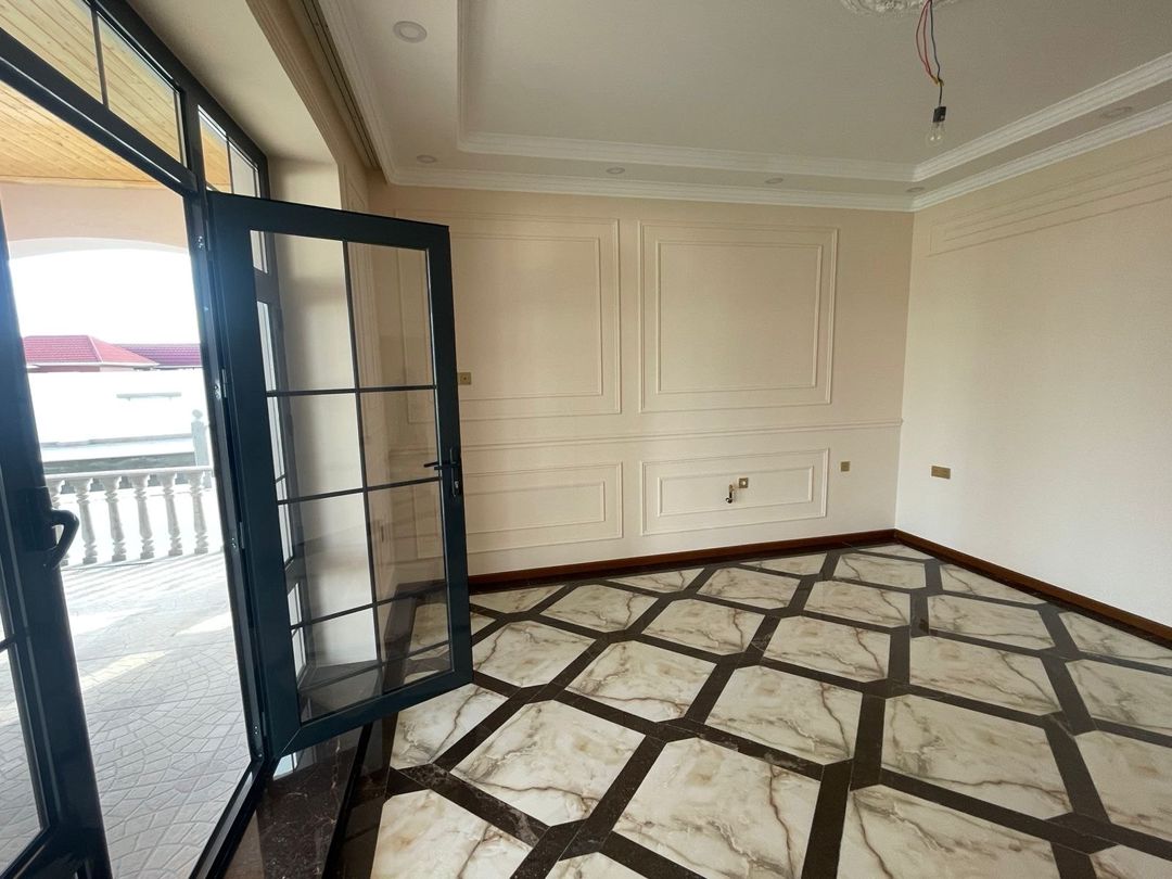 Satılır 7 otaqlı həyət evi/bağ evi 250 m² — Ev, villa, Bakı (11)