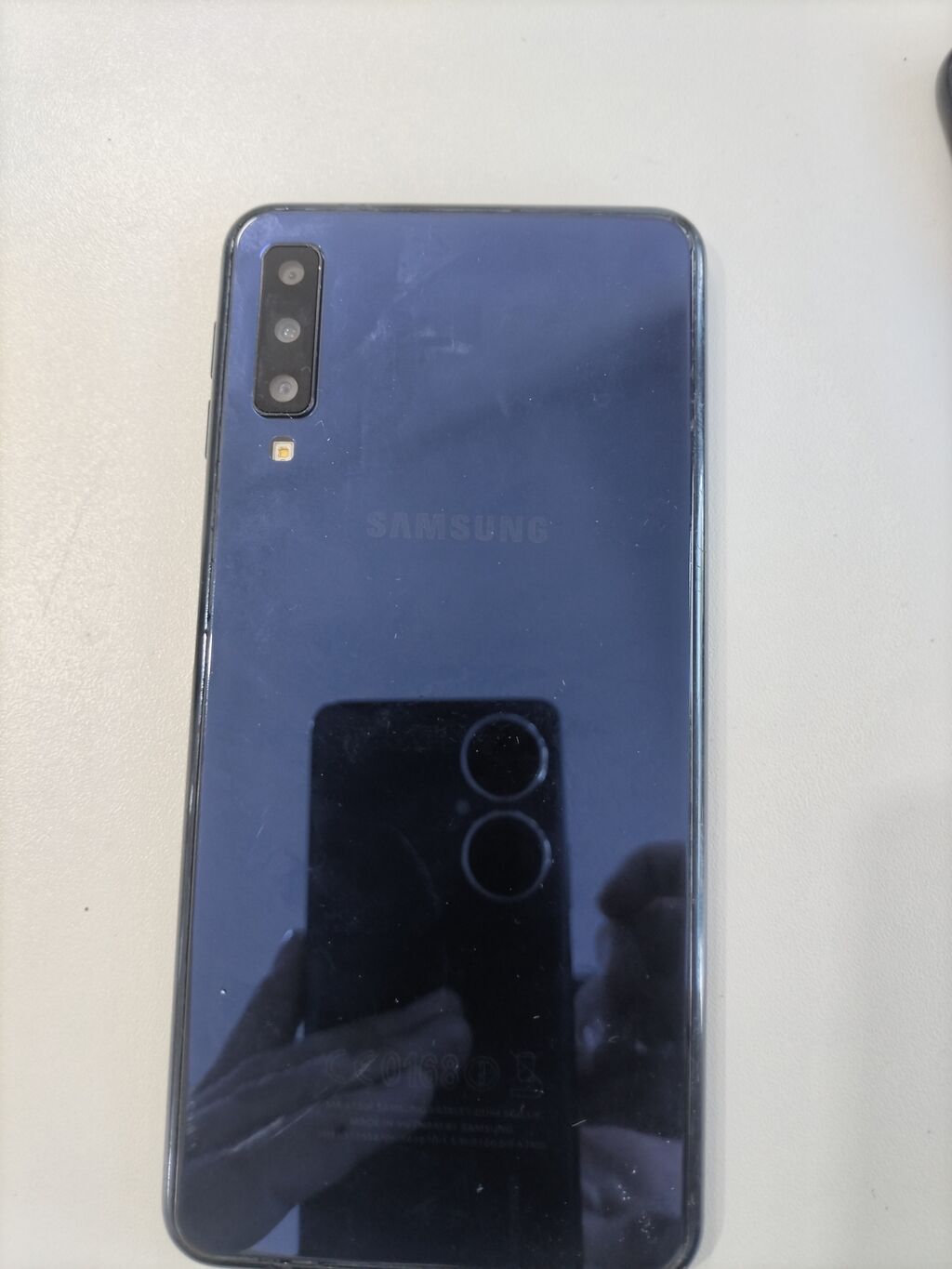Samsung Galaxy A7 2018, 64 GB, rəng - Mavi, İki sim kartlı — Samsung, Gəncə (2)