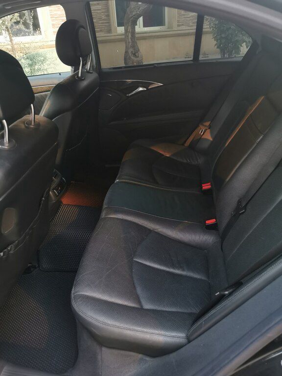 Mercedes E 320, 3.2 L, 2004 il, 260 000 km — Avtomobillər, Bakı (12)