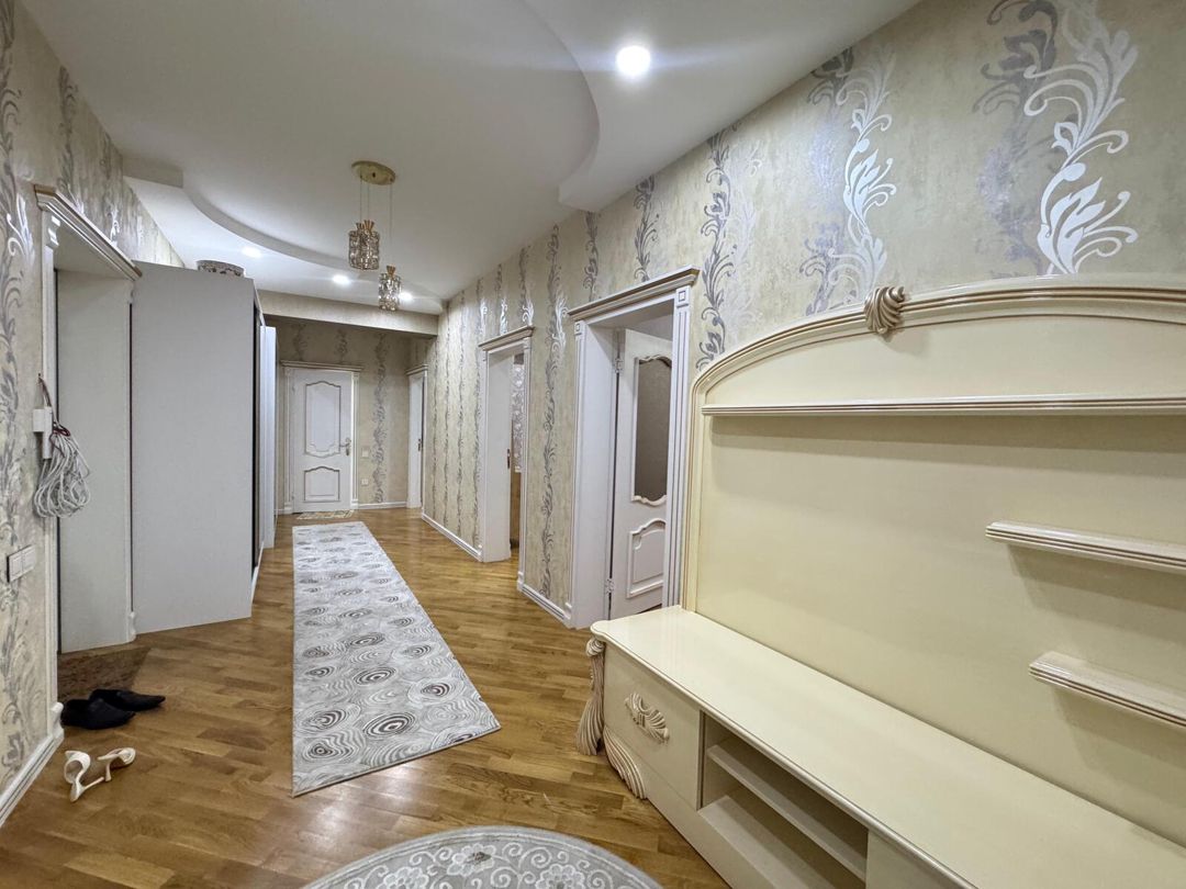 Satılır 3 otaqlı yeni tikili 140 m² — Mənzil, Bakı (9)