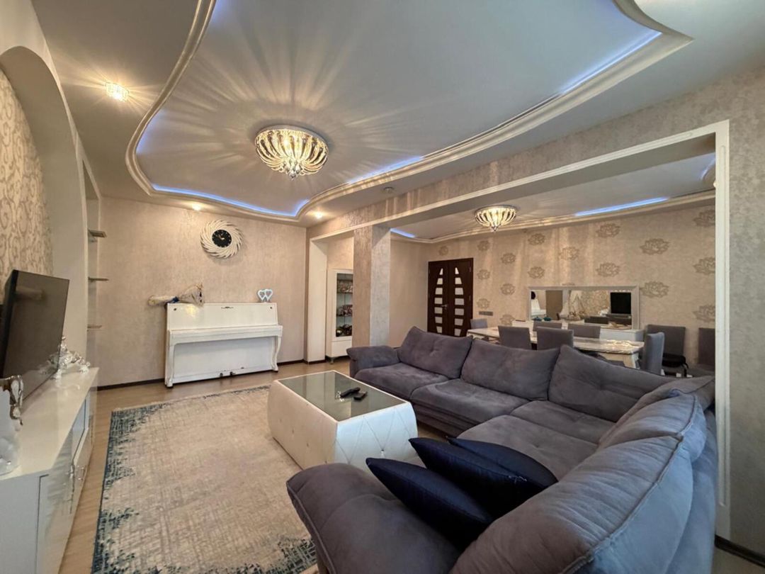 Satılır 5 otaqlı köhnə tikili 125 m² — Mənzil, Xırdalan (2)