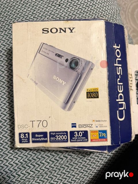 Sony Cyber-shot DSC-T70 rəqəmsal fotokamera Xüsusiyyətlər: - 8.1 MP — Masazır