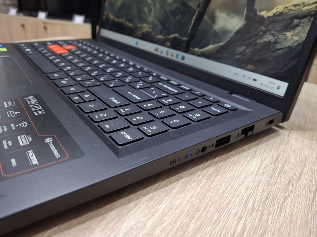 Acer Nitro NL16-71G i5 13420H Rtx3050 6GB — Noutbuklar, Bakı (5)