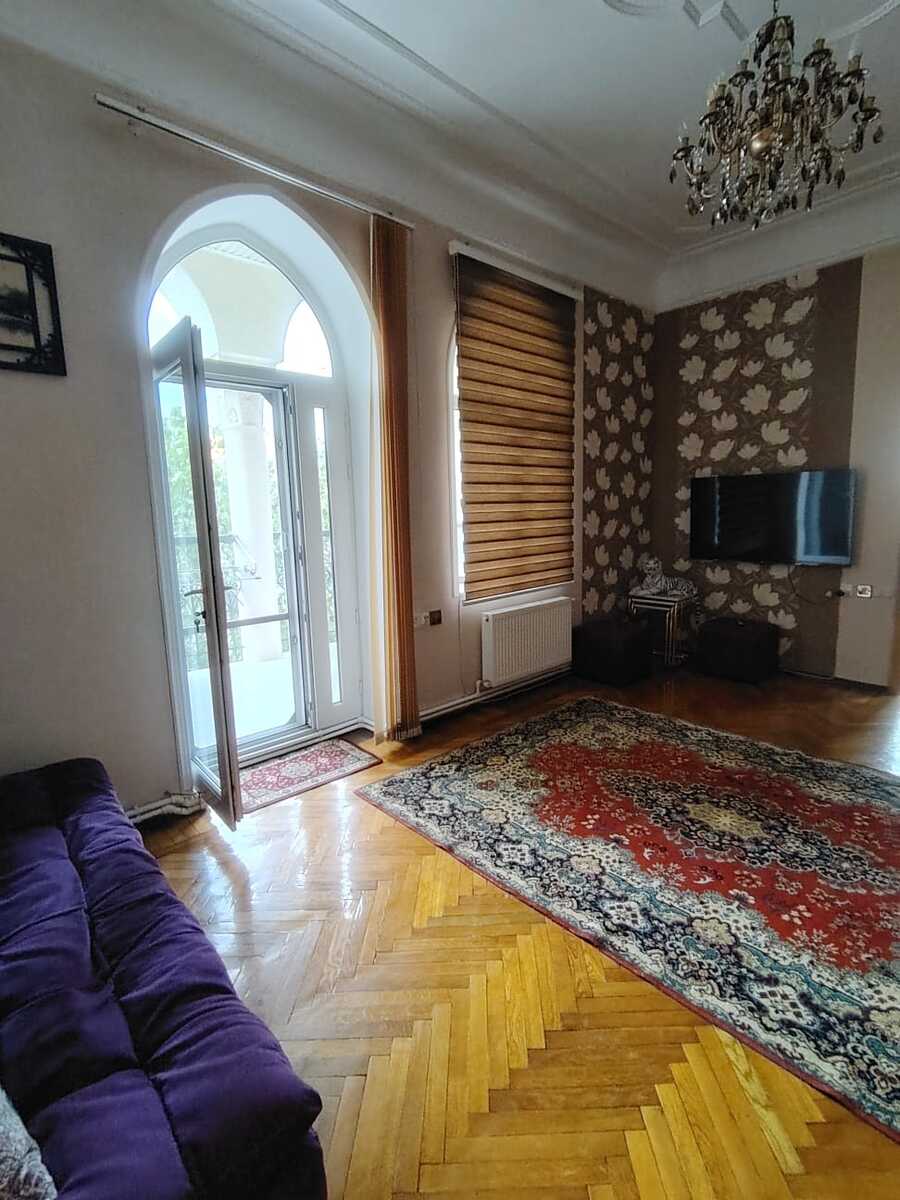 İcarəyə verilir 2 otaqlı köhnə tikili 90 m² — Mənzil, Bakı (4)