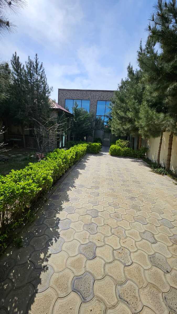 Satılır 4 otaqlı həyət evi/bağ evi 200 m² — Ev, villa, Bakı (2)