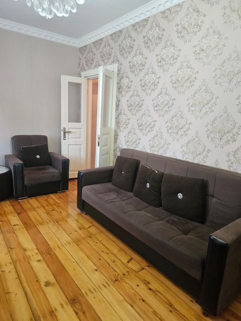 2-otaqlı mənzil kirayə verilir, Gəncə ş., 55 m² — Gəncə