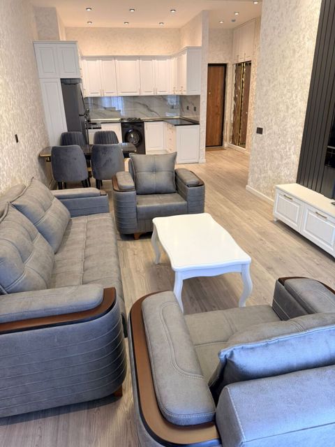 İcarəyə verilir 4 otaqlı yeni tikili 72 m² — Bakı