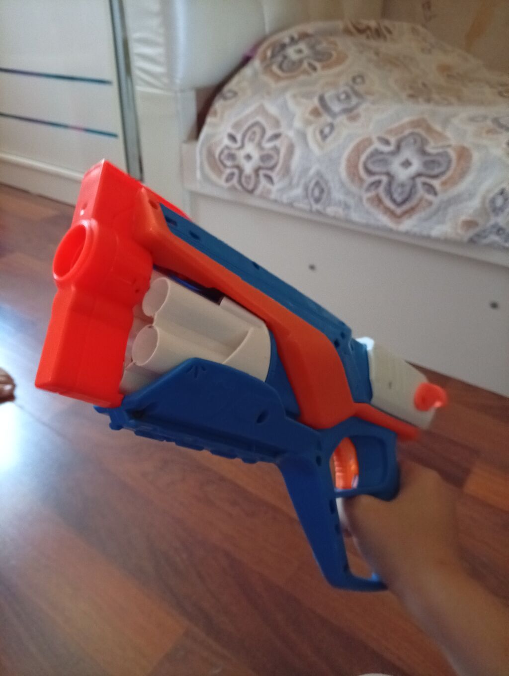 Nerf oyuncaq tapançası – 6 lüləli dart atıcı - Rənglər: mavi, ağ və — Oyuncaq silahları, Bakı (4)