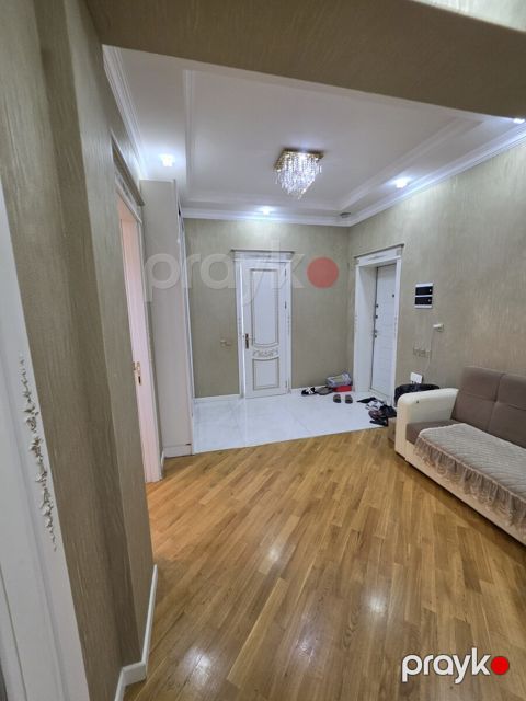 3-otaqlı yeni tikili kirayə verilir, Məmməd Cəfər Cəfərov küç., 135 m²