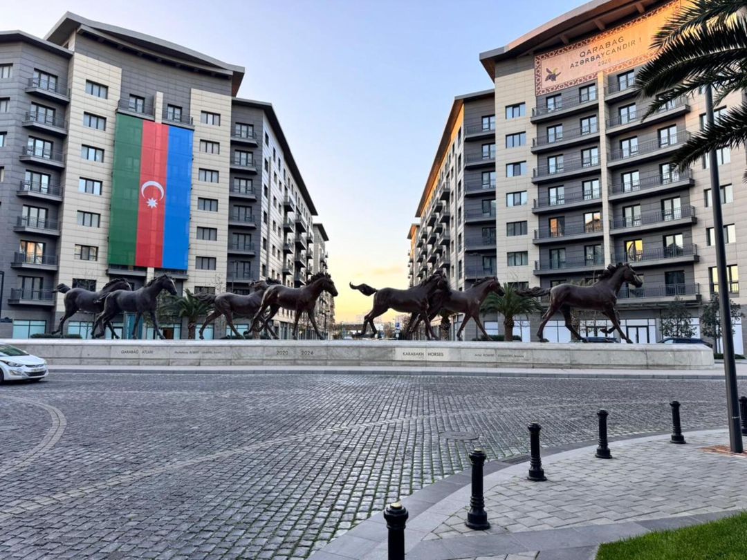 Satılır 3 otaqlı yeni tikili 100 m² — Mənzil, Bakı (2)
