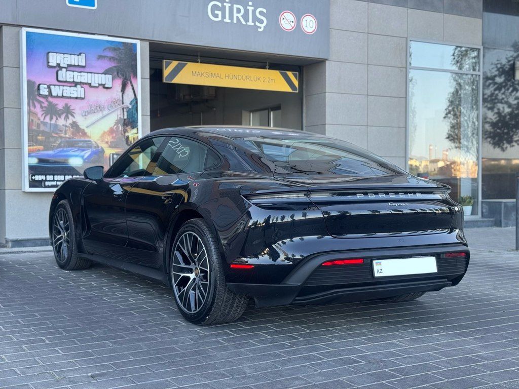 Porsche Taycan, 79.2 kWh, 2023 il, 4 900 km — Avtomobillər, Bakı (6)