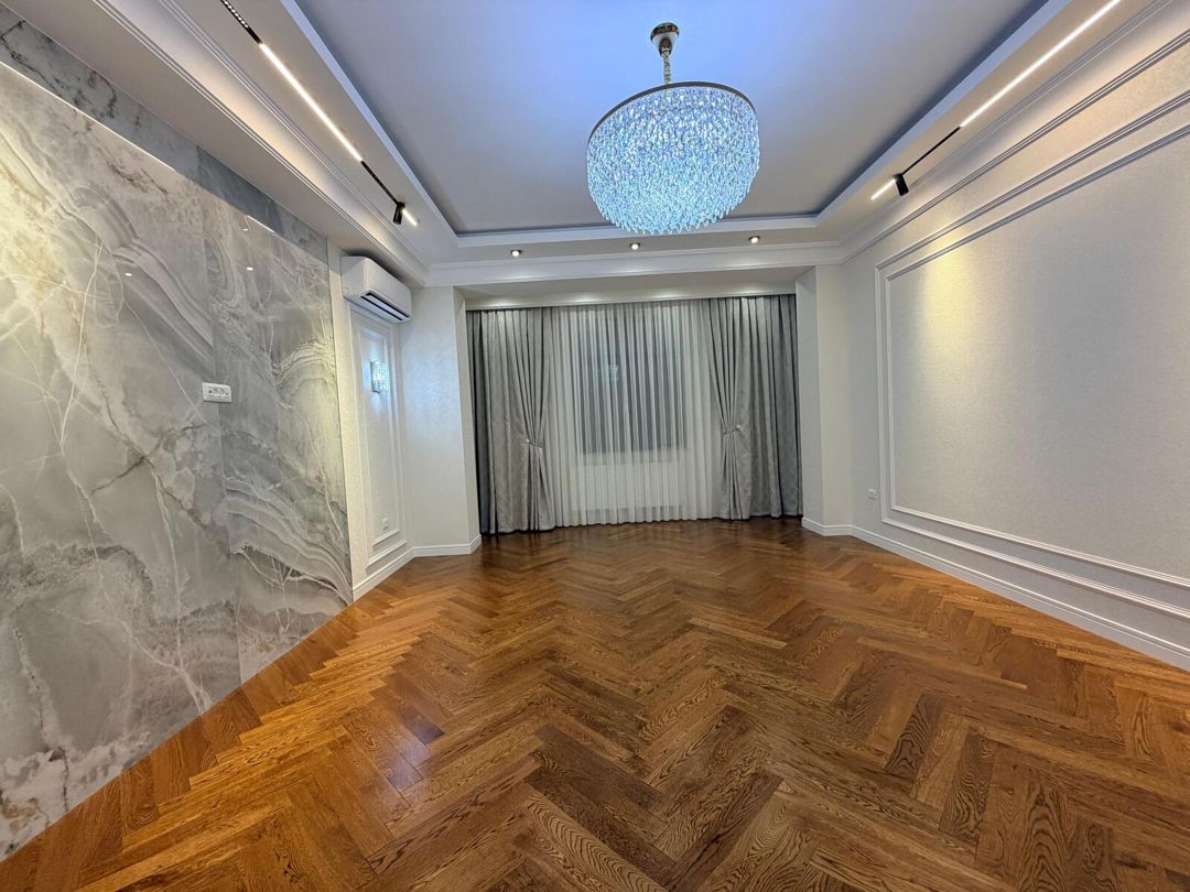 Satılır 4 otaqlı yeni tikili 181 m² — Mənzil, Bakı (2)