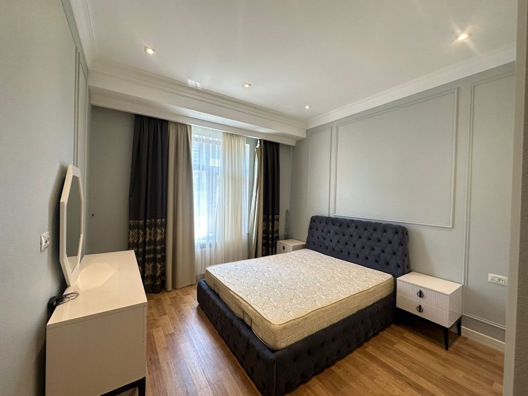 İcarəyə verilir 4 otaqlı yeni tikili 220 m² — Mənzil, Bakı (10)