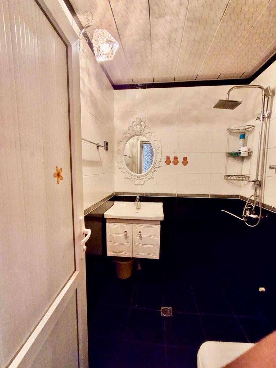 Satılır 2 otaqlı köhnə tikili 40 m² — Mənzil, Bakı (8)