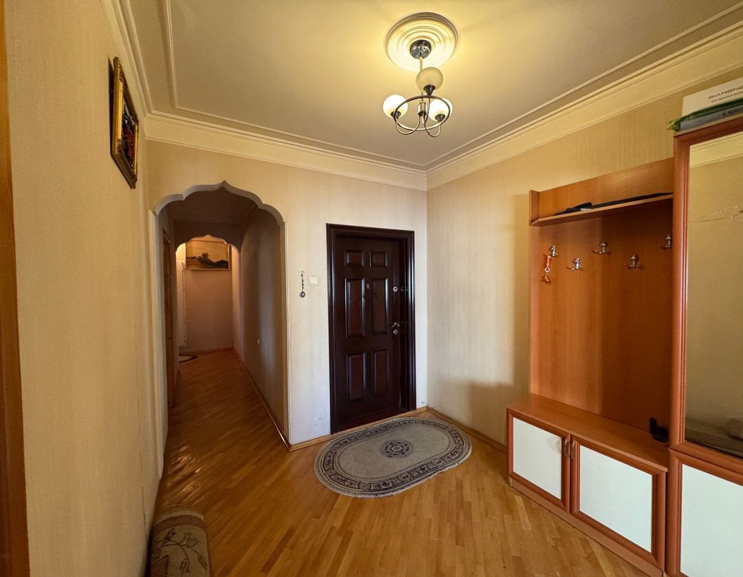 Satılır 3 otaqlı köhnə tikili 90 m² — Mənzil, Bakı (2)