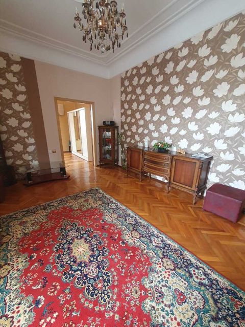 İcarəyə verilir 2 otaqlı köhnə tikili 77 m² — Bakı