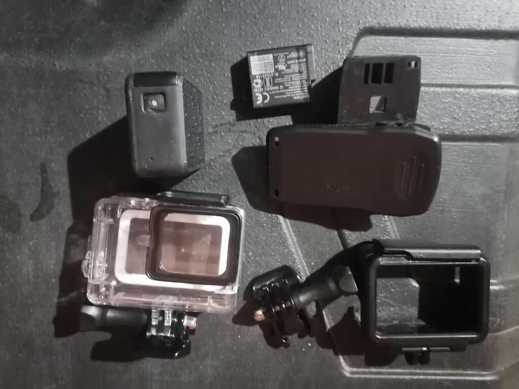 GoPro aksiyon kamerası dəsti Kompakt ölçülü GoPro kamera və bir neçə — Video kamera, Bakı