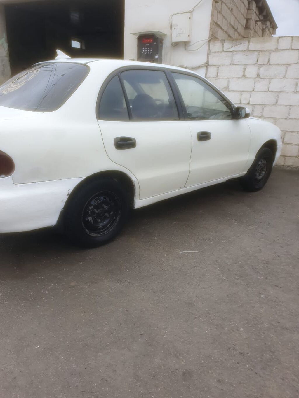 Hyundai Accent: 1.5 l 1995 il Sedan — Avtomobillər, Şabran (6)