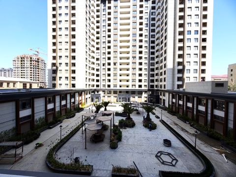Satılır 3 otaqlı yeni tikili 152 m² — Bakı