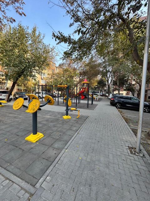 Satılır 2 otaqlı köhnə tikili 55 m² — Bakı