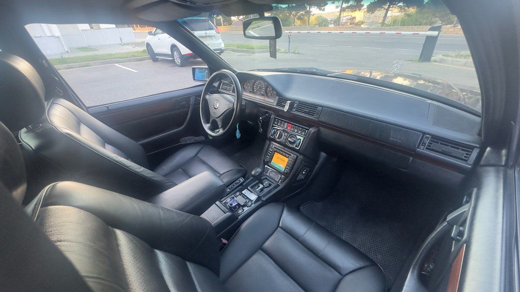 Mercedes E 320, 3.2 L, 1994 il, 294 580 km — Avtomobillər, Bakı (6)