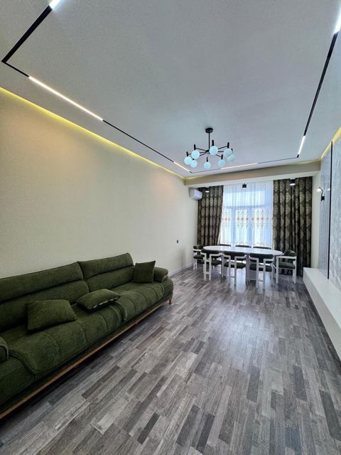 Satılır 4 otaqlı yeni tikili 131 m² — Bakı