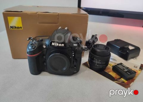 Fotoaparat "Nikon" və aksesuarlar
