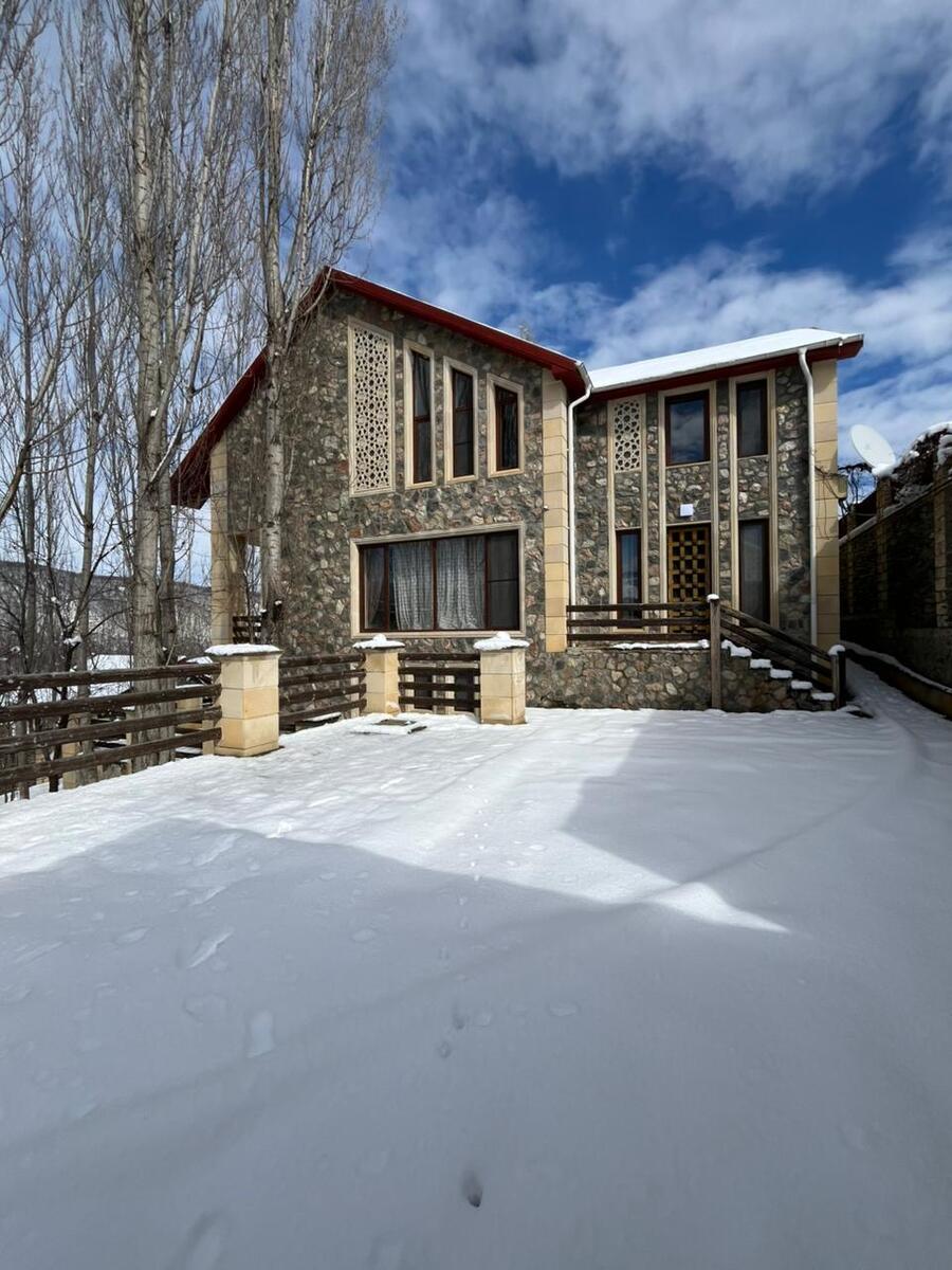 Satılır 7 otaqlı həyət evi/bağ evi 400 m² — Ev, villa, Quba (4)