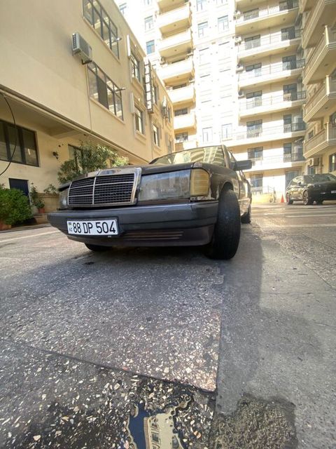 Mercedes 190, 2.0 L, 1992 il, 235 000 km — Bakı