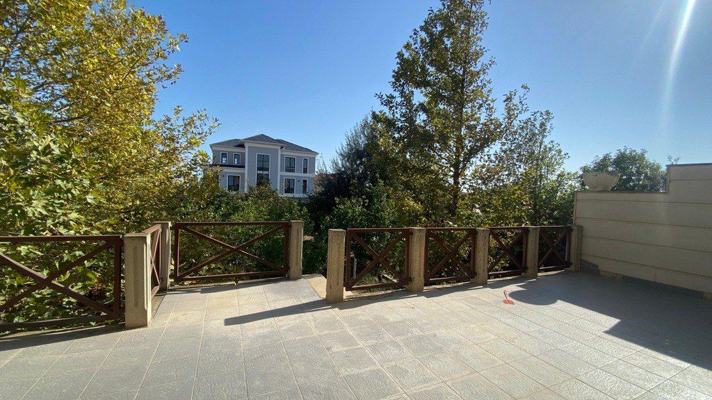 Satılır 6 otaqlı həyət evi/bağ evi 600 m² — Ev, villa, Bakı (9)